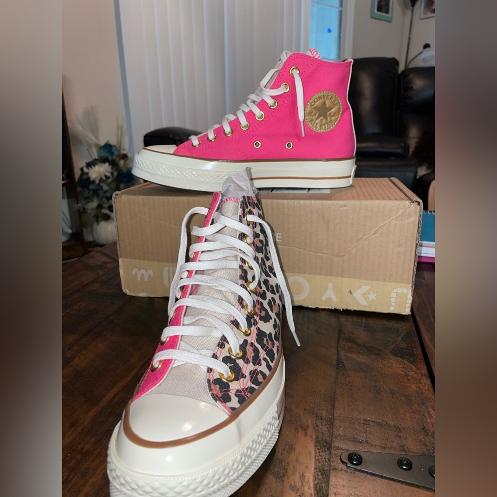 Custom Converse Chucks